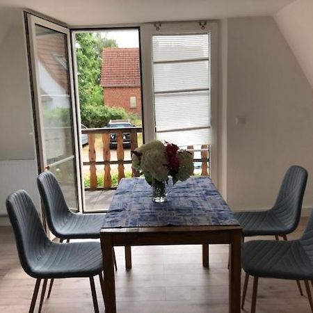 Die Graefin Auf Ruegen - Ferienappartements Parchtitz 외부 사진