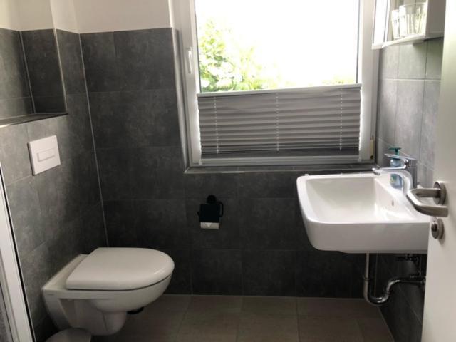 Die Graefin Auf Ruegen - Ferienappartements Parchtitz 외부 사진