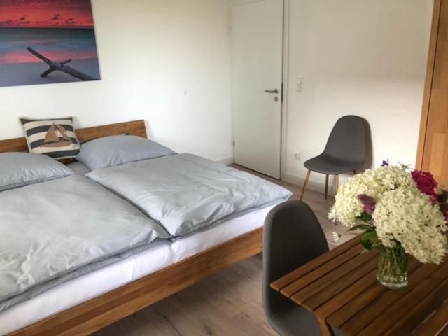 Die Graefin Auf Ruegen - Ferienappartements Parchtitz 외부 사진